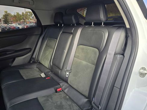 Used 2024 Nissan Ariya AWD image 17