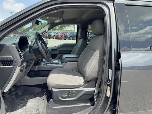 Used 2016 Ford F150 XLT w/ Equipment Group 302A Luxury AWD/4WD image 5