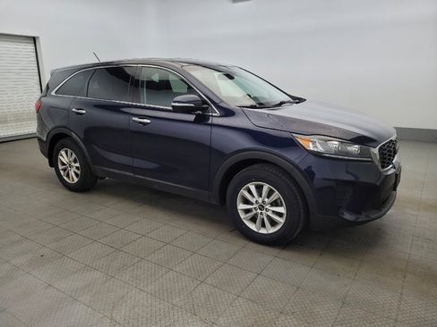 Used 2020 Kia Sorento LX FWD image 11