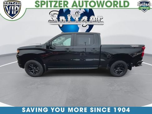 Used 2024 Chevrolet Silverado 1500 Custom Trail Boss w/ LPO, Dark Essentials Package AWD/4WD image 5