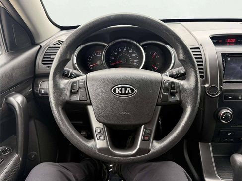 Used 2013 Kia Sorento LX w/ Convenience Pkg AWD/4WD image 16