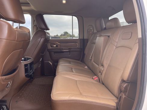 Used 2022 RAM 3500 Limited image 38