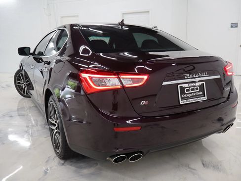 Used 2016 Maserati Ghibli S Q4 AWD/4WD image 8
