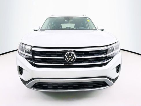 Used 2023 Volkswagen Atlas SEL AWD/4WD image 2