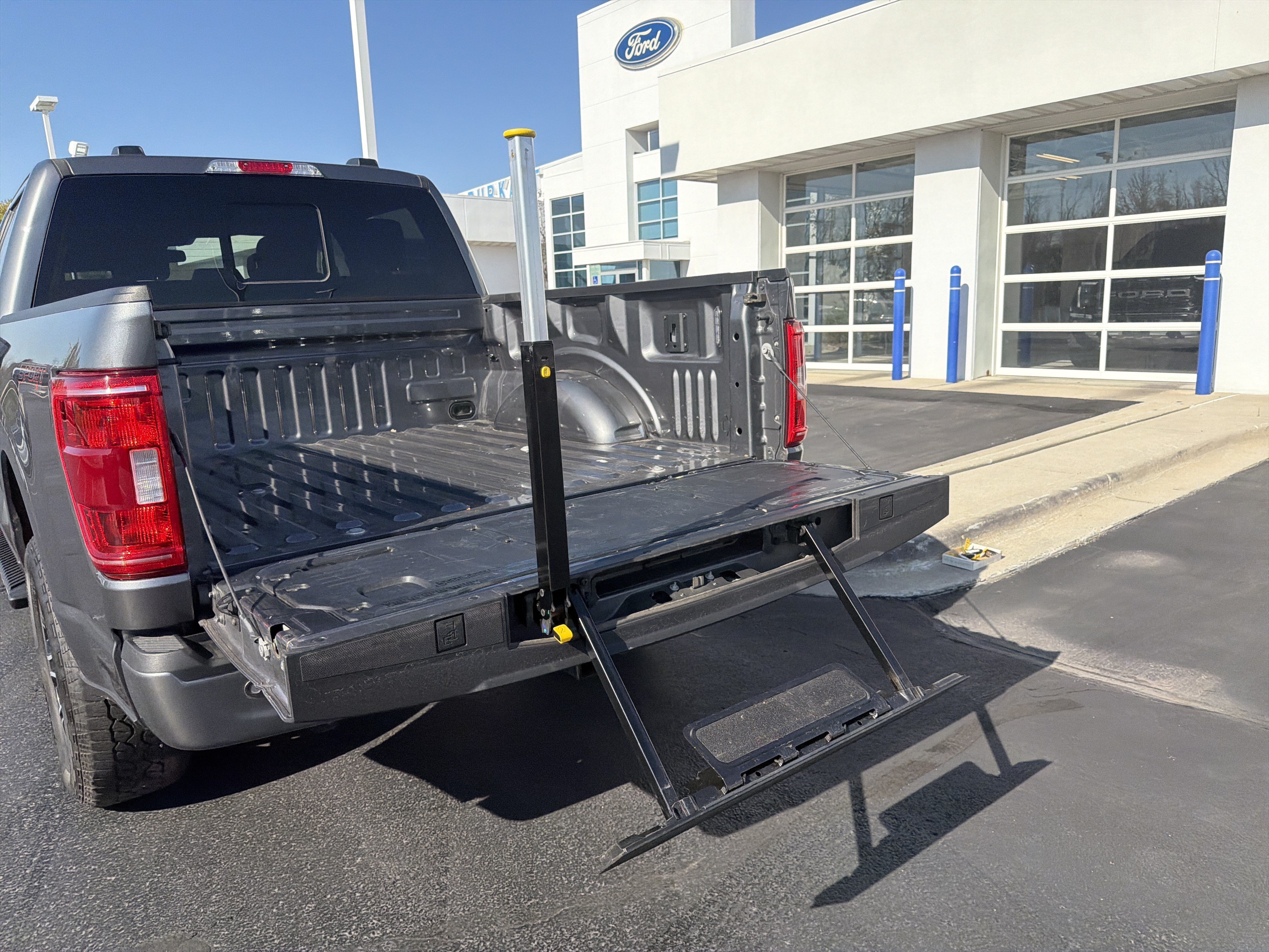 Used 2023 Ford F150 XLT w/ Equipment Group 302A High AWD/4WD image 16