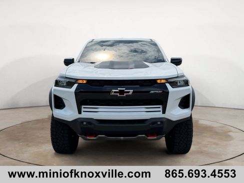 Used 2024 Chevrolet Colorado ZR2 w/ ZR2 Convenience Package III AWD/4WD image 8