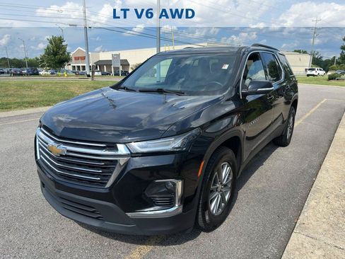 Used 2023 Chevrolet Traverse LT w/ LPO, Cargo Package AWD/4WD image 8