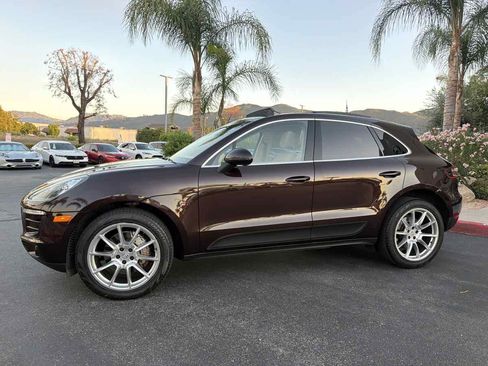 Used 2016 Porsche Macan S AWD/4WD image 15