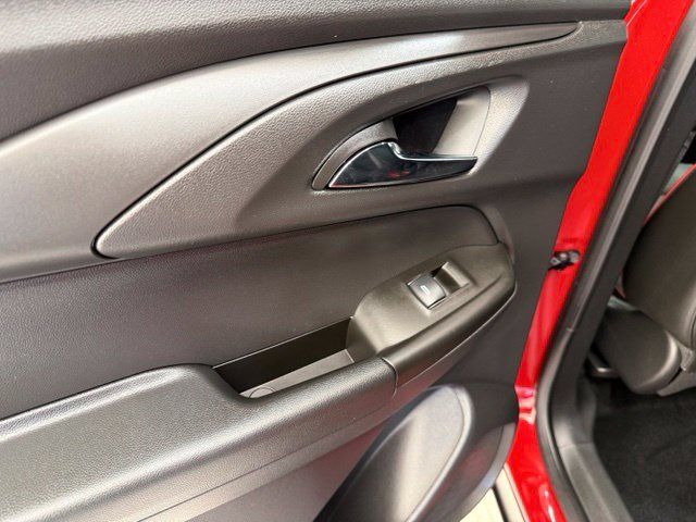 Used 2026 Chevrolet TrailBlazer RS w/ Driver Confidence Package FWD image 19