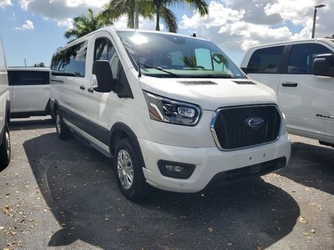 Used 2023 Ford Transit 350 XLT RWD image 2