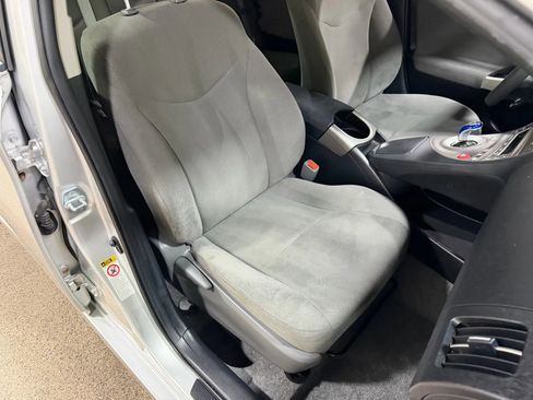 Used 2014 Toyota Prius Two image 37