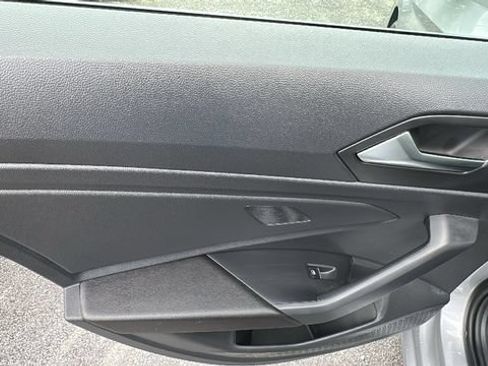 Used 2023 Volkswagen Jetta SE w/ Panoramic Sunroof Package FWD image 14