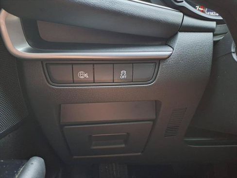 Used 2025 MAZDA MAZDA3 s Sport FWD image 13