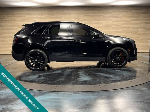 Used 2022 Cadillac XT5 Sportv w/ LPO, ONYX Package image 13