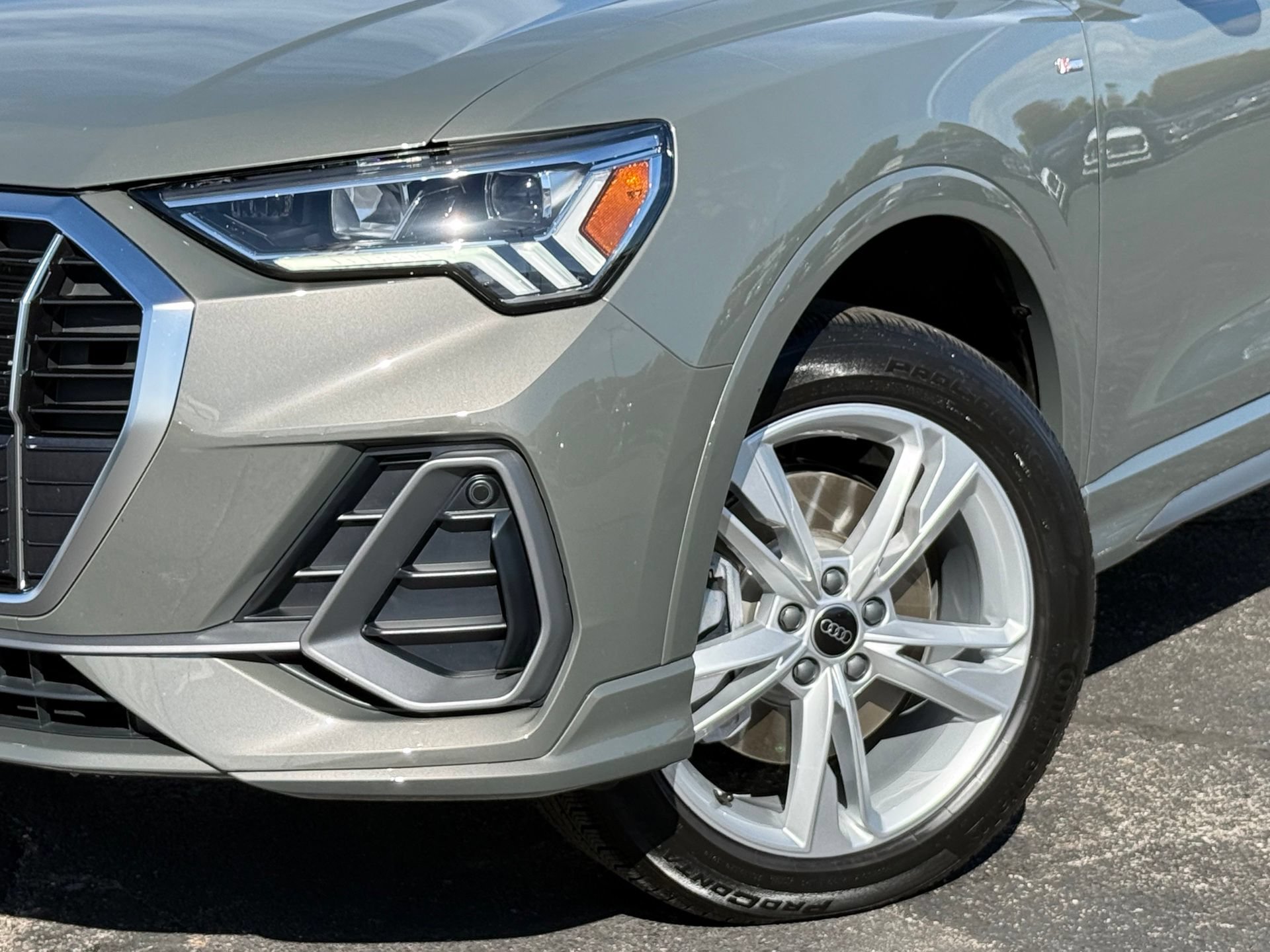 Used 2024 Audi Q3 2.0T Premium Plus w/ Premium Plus Package AWD/4WD image 5