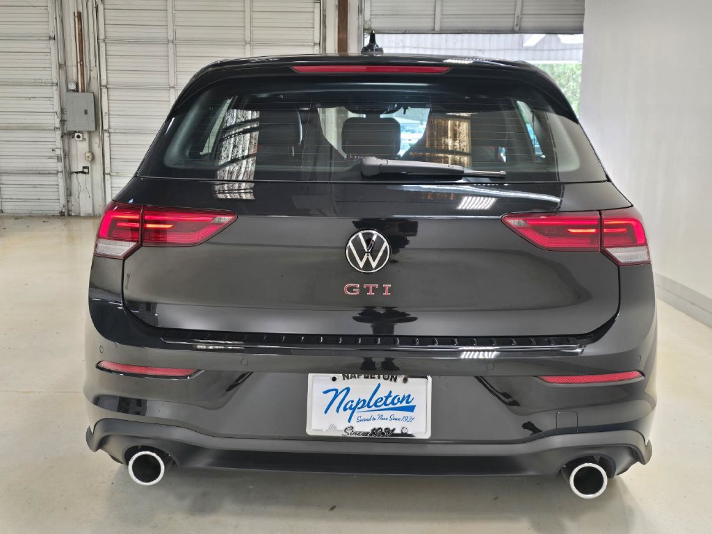 New 2026 Volkswagen GTI SE FWD image 4