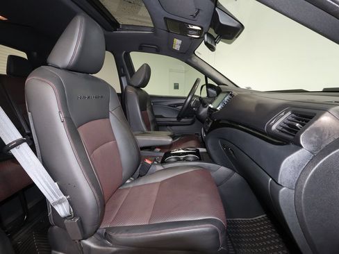 Used 2023 Honda Ridgeline Black Edition image 25
