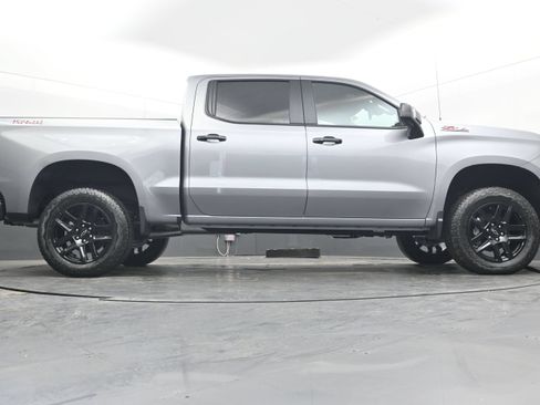 Used 2026 Chevrolet Silverado 1500 LT Trail Boss w/ LT Trail Boss Premium Package AWD/4WD image 30