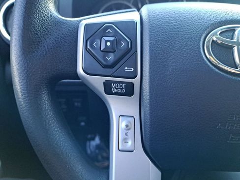 Used 2017 Toyota Tundra SR5 image 28