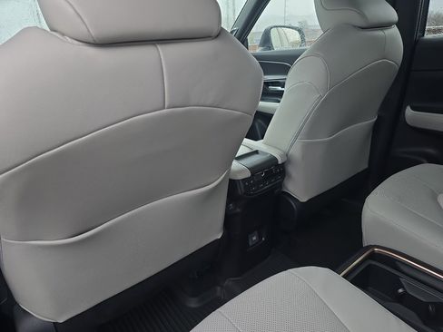 New 2026 Toyota Grand Highlander AWD Hybrid image 21