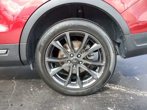 Used 2018 Ford Explorer XLT w/ Equipment Group 202A image 35