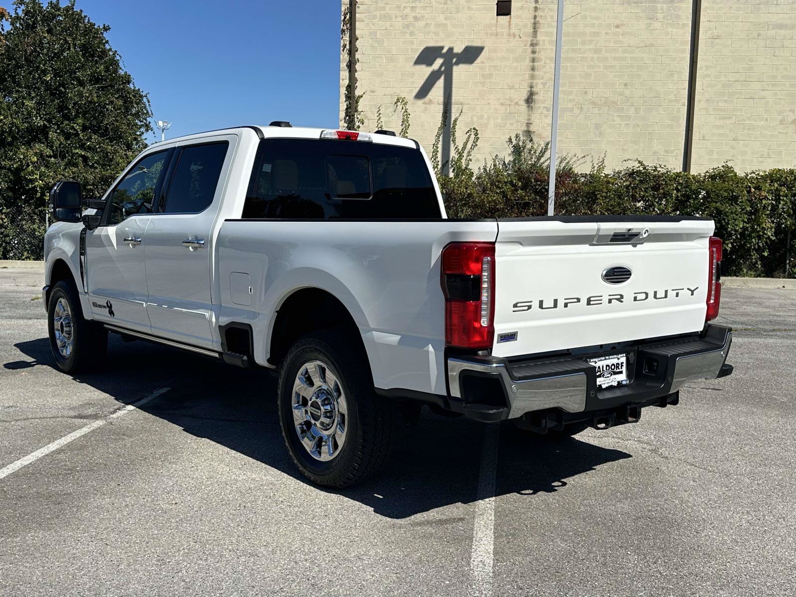 Certified 2024 Ford F250 Lariat w/ Lariat Ultimate Package AWD/4WD image 4