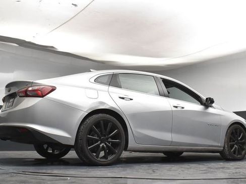 Used 2022 Chevrolet Malibu LT FWD image 38