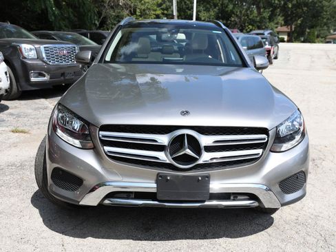 Used 2019 Mercedes-Benz GLC 300 image 3