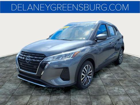 Used 2022 Nissan Kicks SV FWD image 7