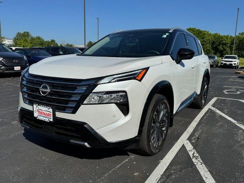 Used 2024 Nissan Rogue Platinum AWD/4WD image 8