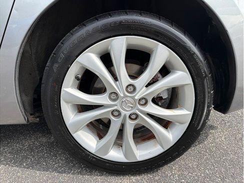 Used 2010 MAZDA MAZDA3 s Sport FWD image 23