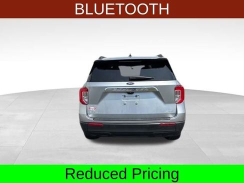 Used 2023 Ford Explorer XLT image 6