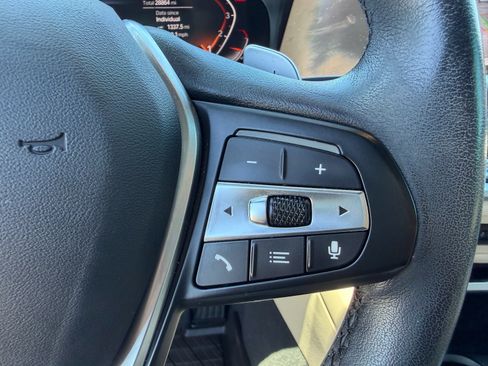 Used 2021 BMW 330i Sedan w/ Premium Package RWD image 19