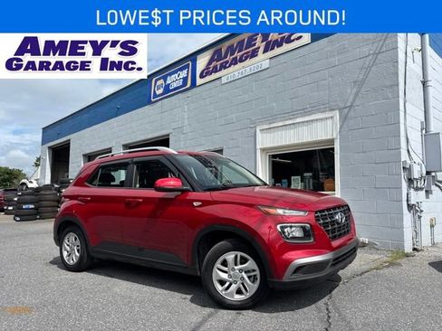 Used 2020 Hyundai Venue SEL w/ Convenience Package FWD image 1