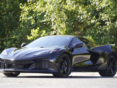 Used 2025 Chevrolet Corvette E-Ray image 41