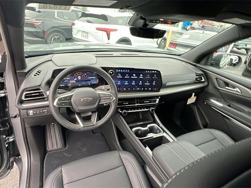 New 2026 Chevrolet Traverse LT image 18