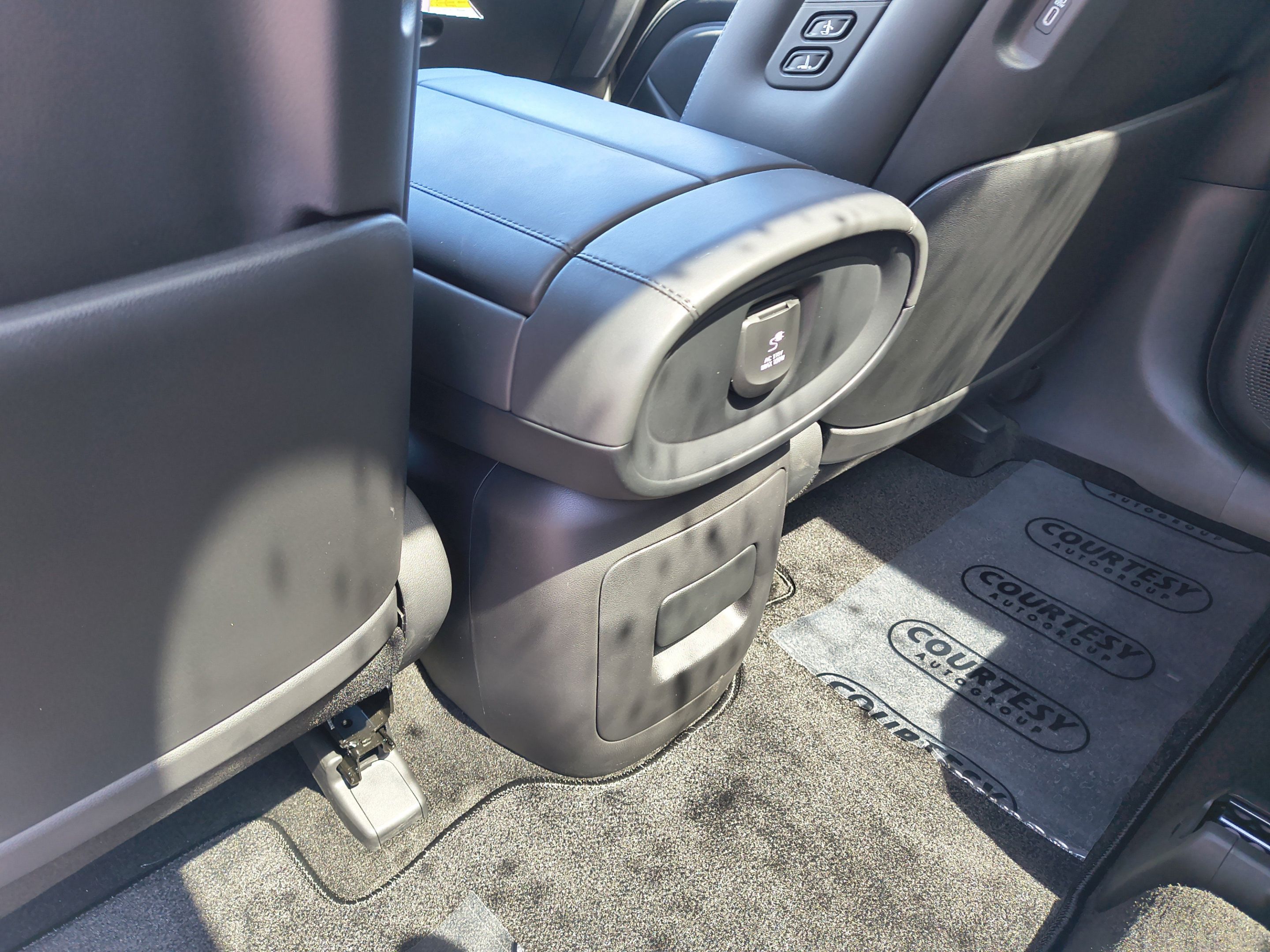 New 2027 Hyundai Palisade Calligraphy FWD image 15