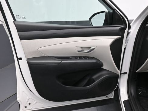 Used 2025 Hyundai Tucson SEL AWD/4WD image 18