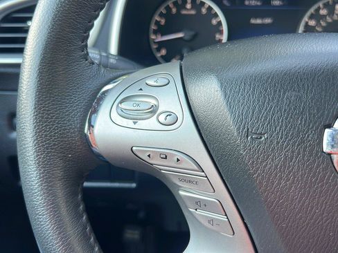 Used 2016 Nissan Murano Platinum w/ Platinum Technology Package FWD image 17