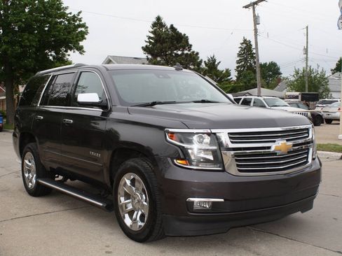 Used 2015 Chevrolet Tahoe LTZ AWD/4WD image 4
