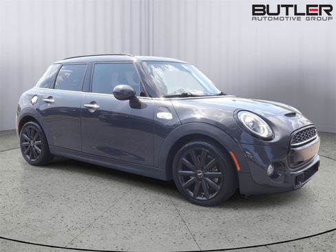 Used 2019 MINI Cooper S FWD image 8