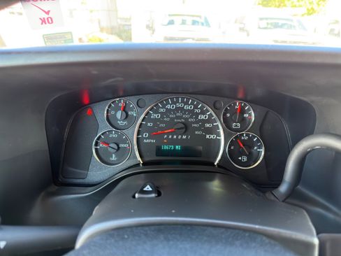 Used 2024 GMC Savana 2500 w/ Driver Convenience Package image 28
