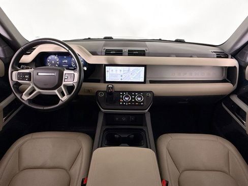 Used 2023 Land Rover Defender 110 SE AWD/4WD image 9