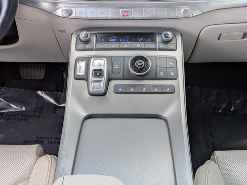 Used 2022 Hyundai Palisade Limited FWD image 22