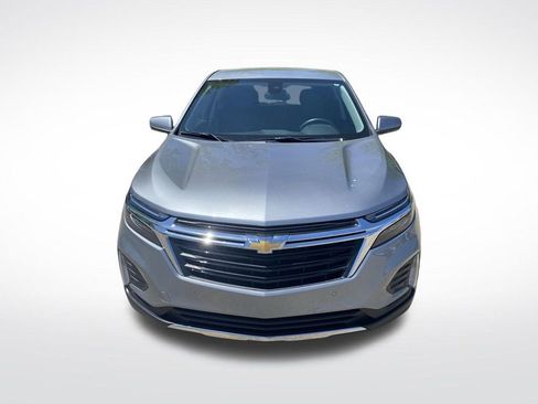 Used 2024 Chevrolet Equinox LT w/ LPO, Floor Liner Package FWD image 2