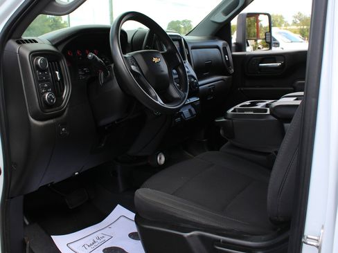 Used 2024 Chevrolet Silverado 2500 W/T w/ WT Fleet Convenience Package image 20