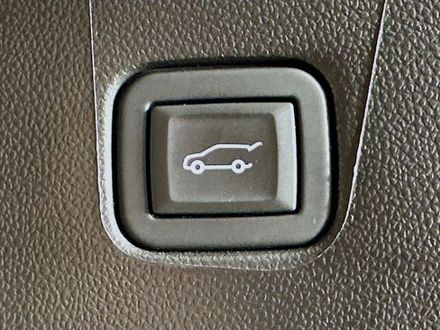 Used 2024 Chevrolet Blazer LT w/ Sound & Technology Package image 32