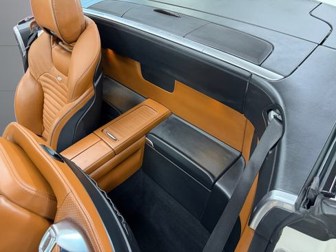 Used 2013 Mercedes-Benz SL 550 image 16