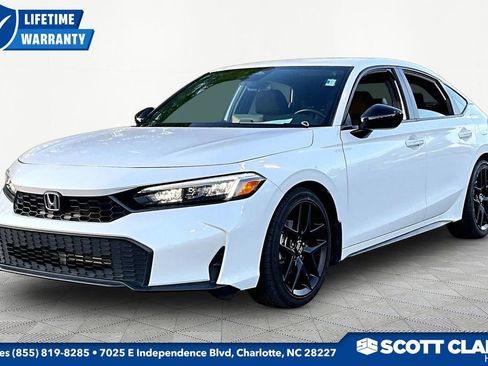 Used 2025 Honda Civic Sport image 3