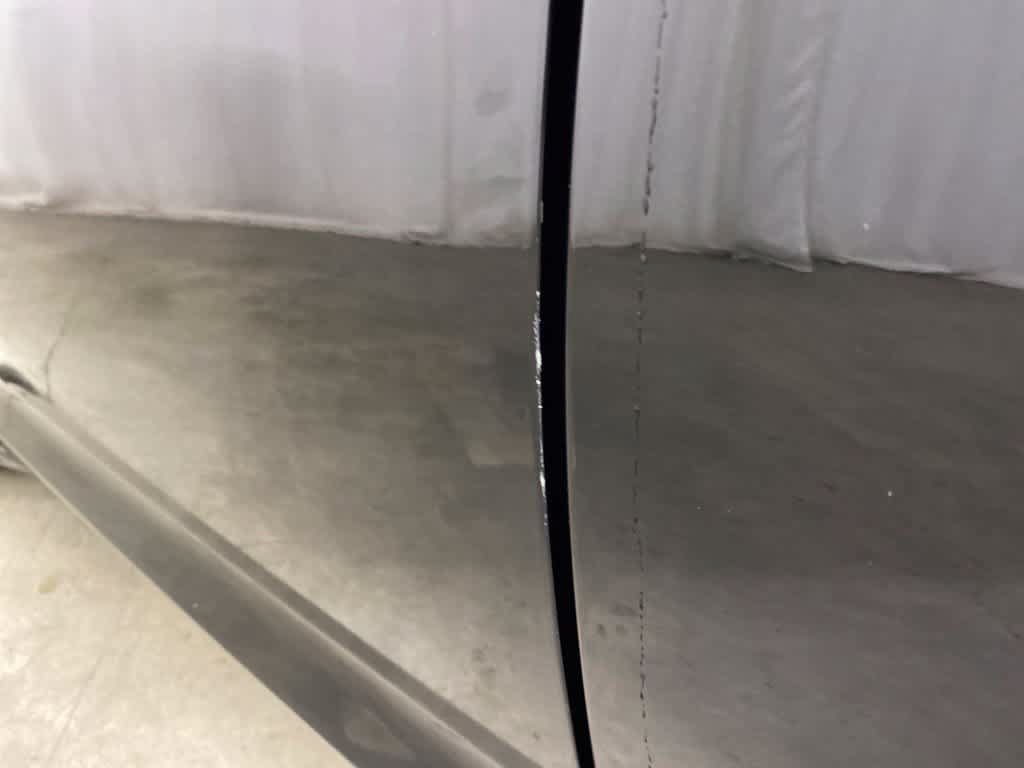 Used 2024 Chrysler Pacifica Touring-L FWD image 31